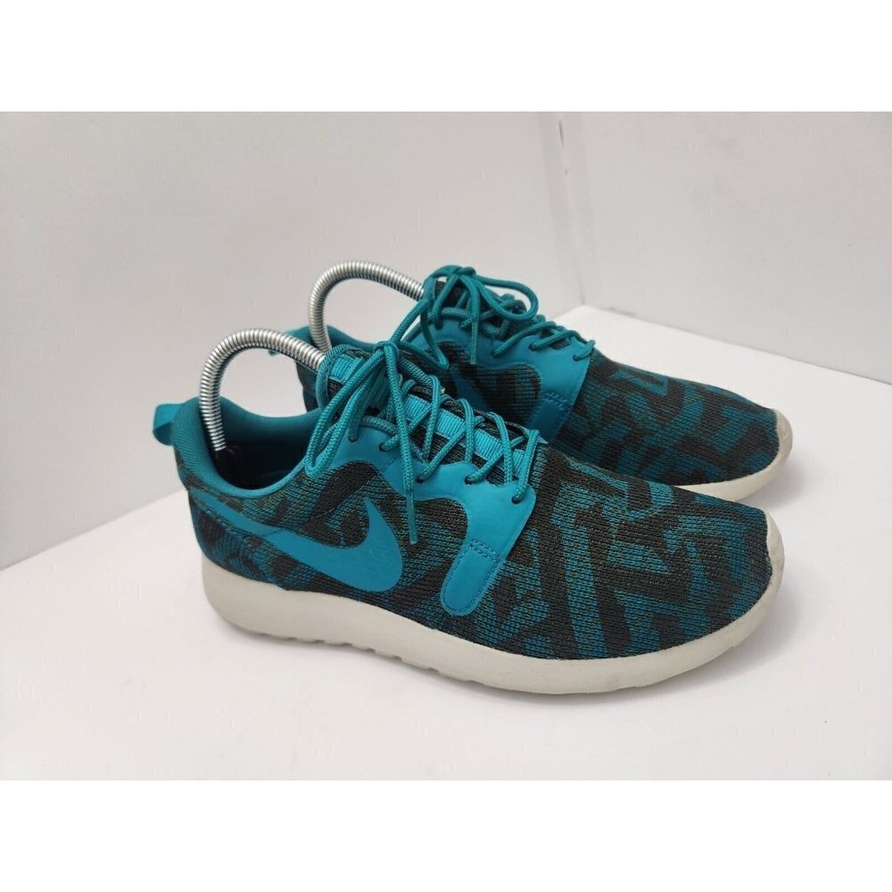 Nike Roshe One Women's 7.5 Teal Green Print Lifestyle Running Sneakers